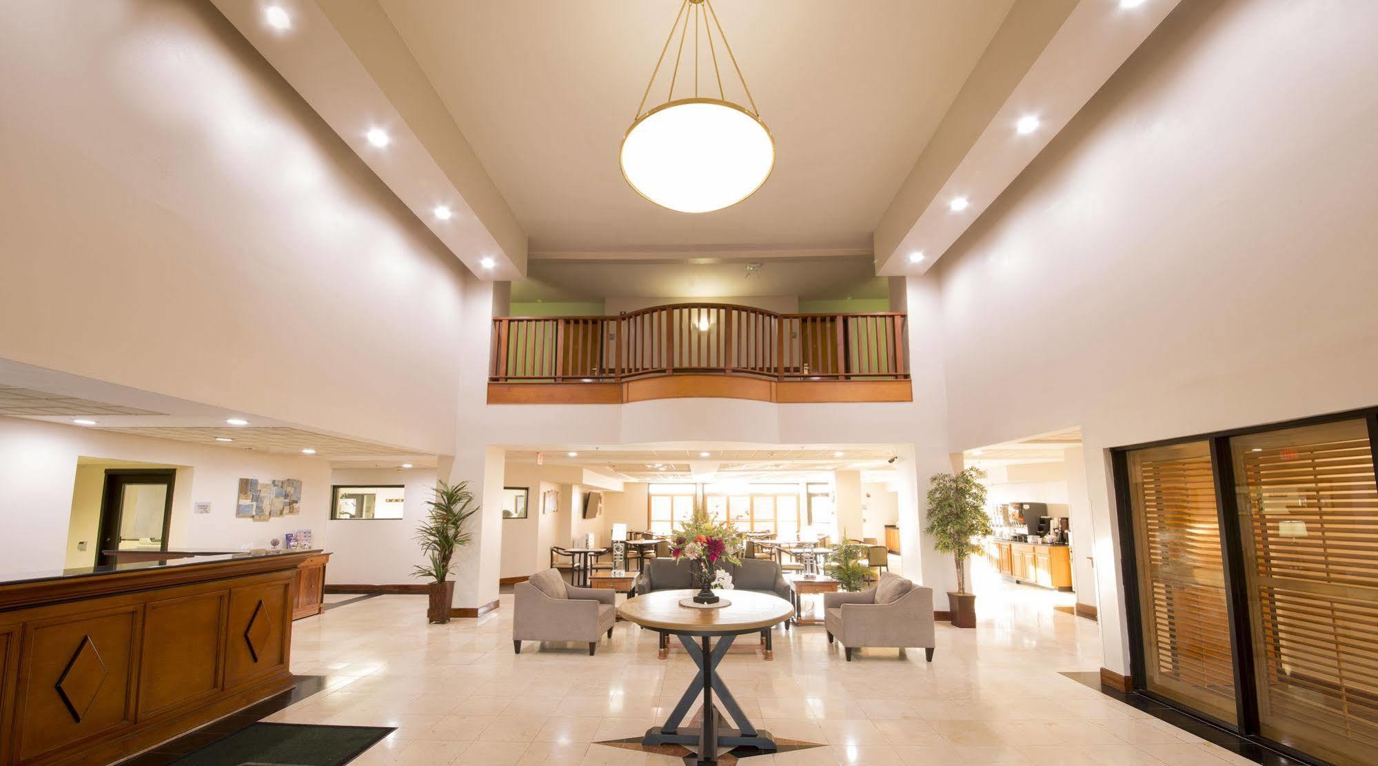 Wingate By Wyndham Montgomery Exterior photo